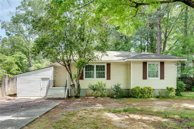 2314 Woodside Way, Atlanta, GA 30341