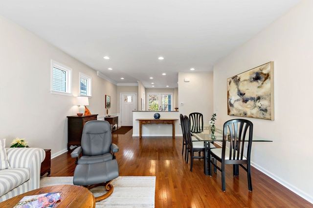 66 Kensington, Plymouth, MA 02360