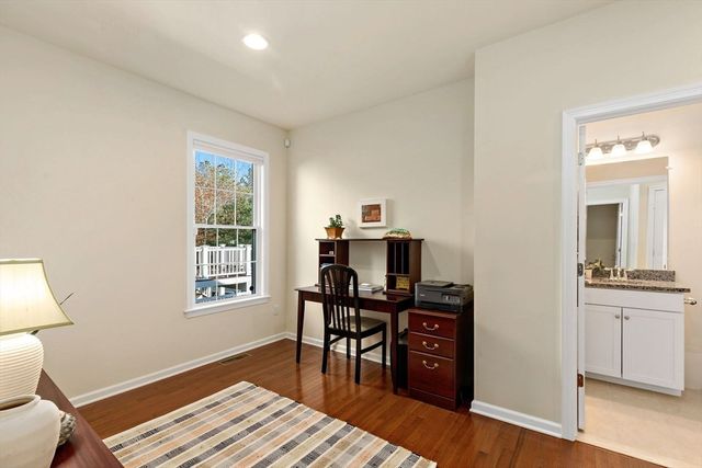 66 Kensington, Plymouth, MA 02360