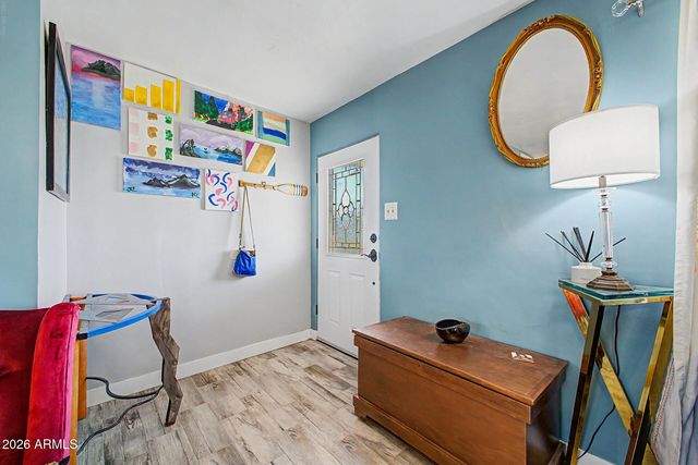 1001 E BELMONT Avenue, Phoenix, AZ 85020