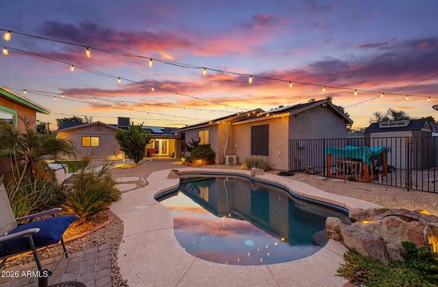 1001 E BELMONT Avenue, Phoenix, AZ 85020