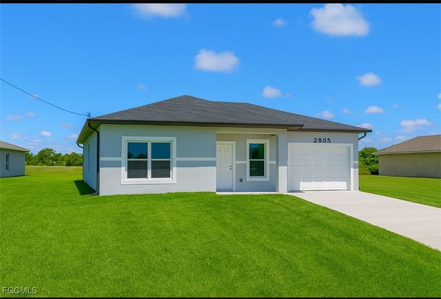 2805 17th ST SW, Lehigh Acres, FL 33976