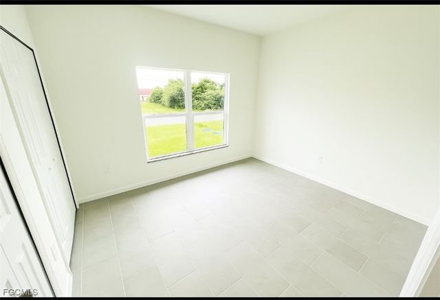 2805 17th ST SW, Lehigh Acres, FL 33976