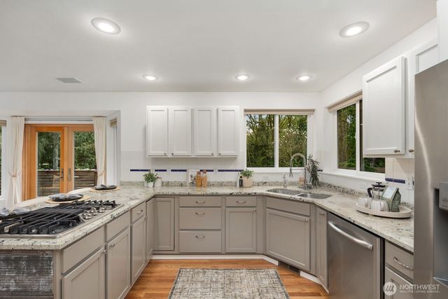 27915 NE 157th Place, Duvall, WA 98019