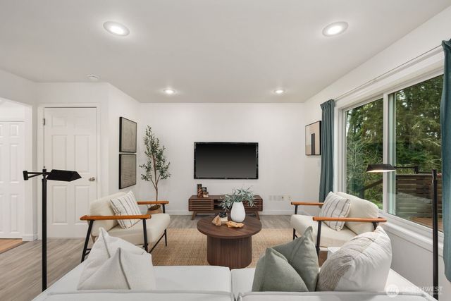 27915 NE 157th Place, Duvall, WA 98019