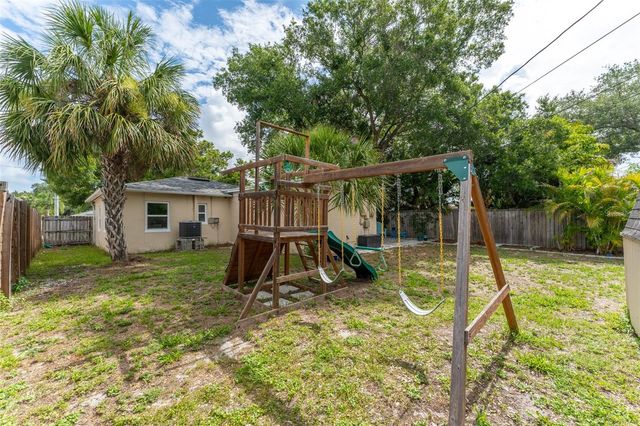 130 41ST AVENUE NE, St Petersburg, FL 33703