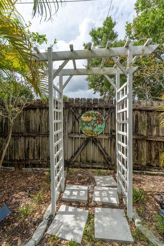 130 41ST AVENUE NE, St Petersburg, FL 33703
