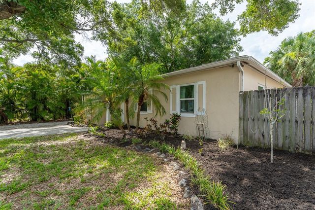 130 41ST AVENUE NE, St Petersburg, FL 33703