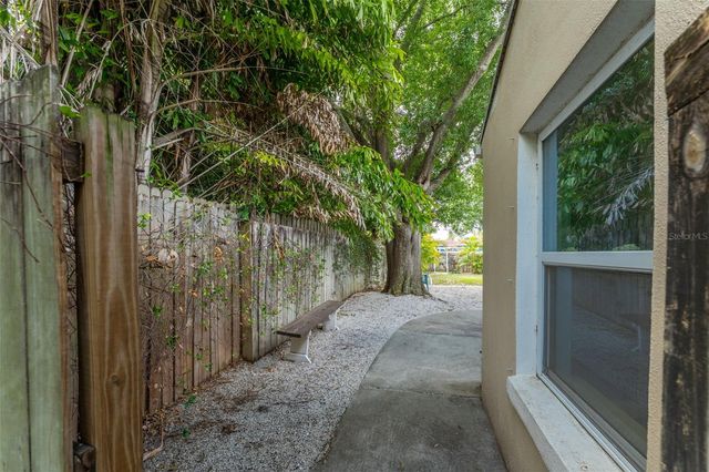 130 41ST AVENUE NE, St Petersburg, FL 33703