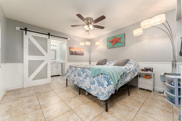 130 41ST AVENUE NE, St Petersburg, FL 33703