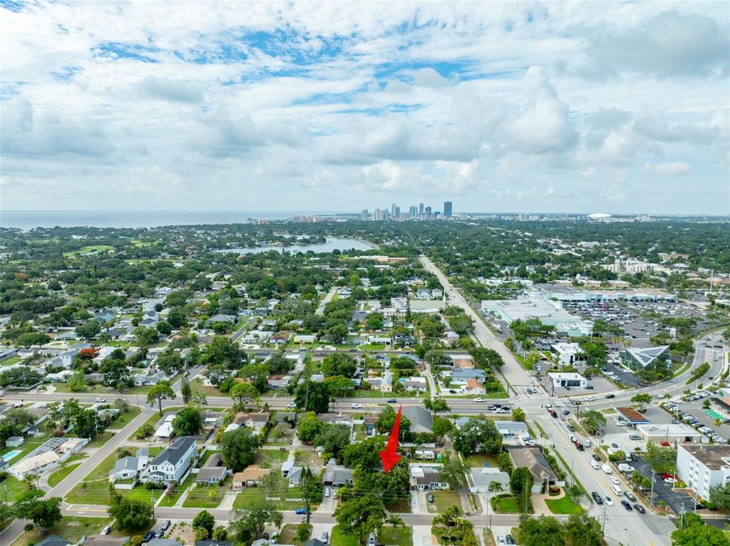 130 41ST AVENUE NE, St Petersburg, FL 33703