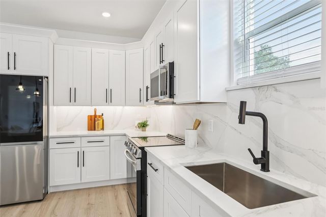 2612 E 18TH AVE, Tampa, FL 33605