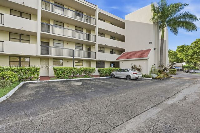 111 Lake Emerald Dr 104, Oakland Park, FL 33309
