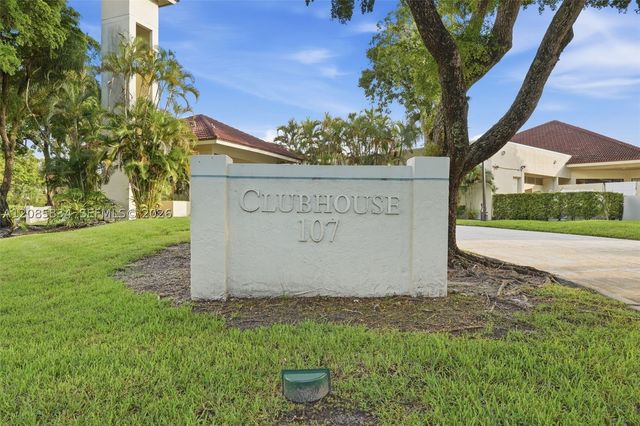 111 Lake Emerald Dr 104, Oakland Park, FL 33309