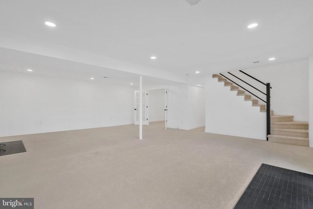 6810 WEAVER AVE, Mclean, VA 22101