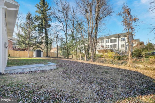 6810 WEAVER AVE, Mclean, VA 22101