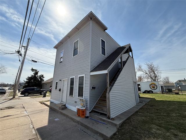 401 7th Avenue SW, Cedar Rapids, IA 52404