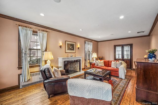 31 Puritan Avenue, Forest Hills, NY 11375