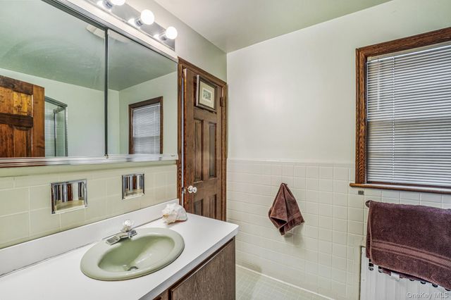 31 Puritan Avenue, Forest Hills, NY 11375