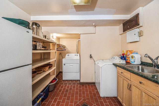 31 Puritan Avenue, Forest Hills, NY 11375