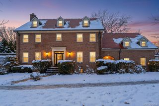 31 Puritan Avenue, Forest Hills, NY 11375