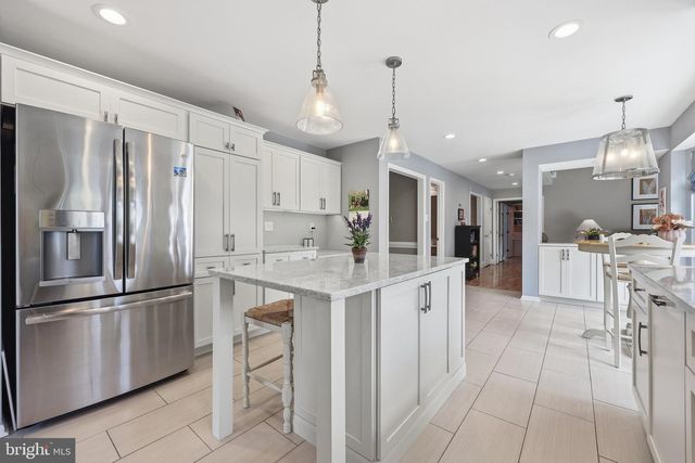 6913 SOVEREIGN PL, Frederick, MD 21703