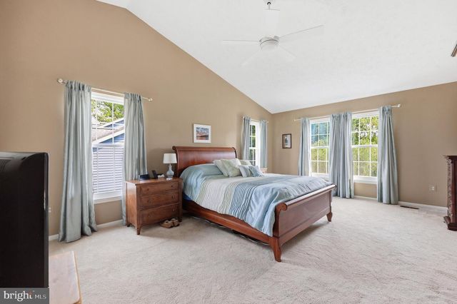 6913 SOVEREIGN PL, Frederick, MD 21703