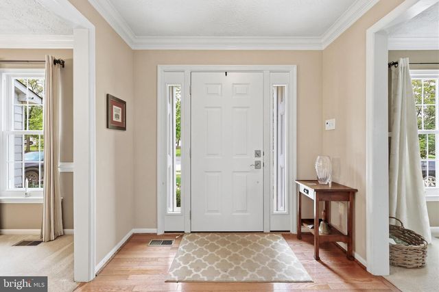 6913 SOVEREIGN PL, Frederick, MD 21703