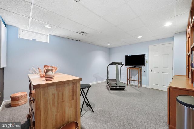 6913 SOVEREIGN PL, Frederick, MD 21703