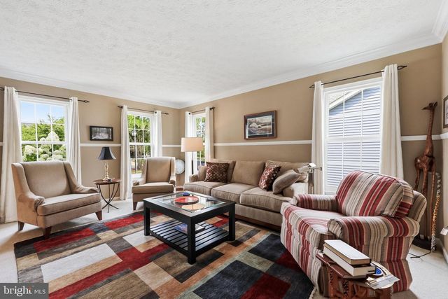 6913 SOVEREIGN PL, Frederick, MD 21703