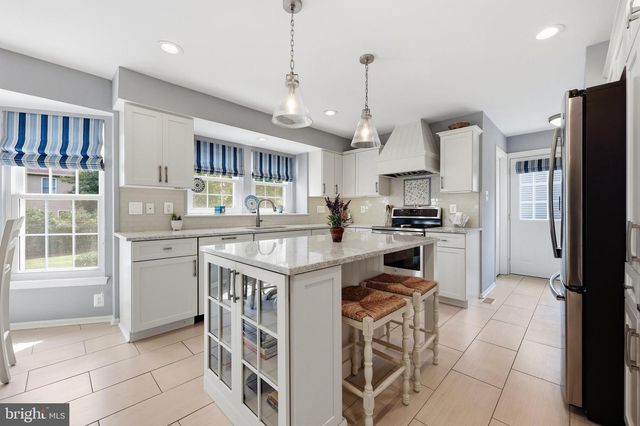 6913 SOVEREIGN PL, Frederick, MD 21703