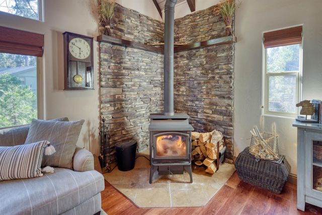 42165 Smoke Tree Lane, Shaver Lake, CA 93664