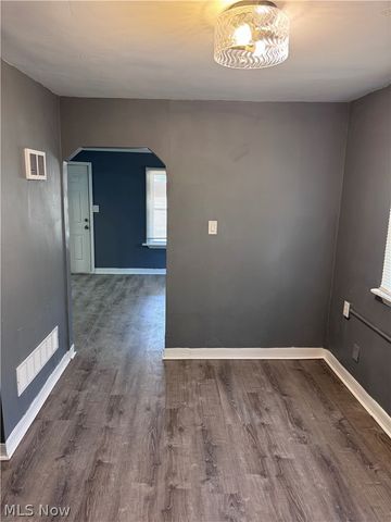 1563 Maplegrove Road, South Euclid, OH 44121