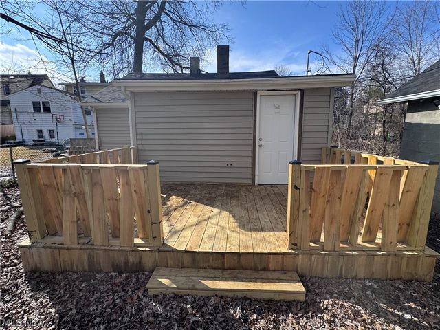 1563 Maplegrove Road, South Euclid, OH 44121