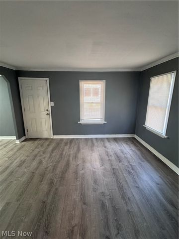 1563 Maplegrove Road, South Euclid, OH 44121