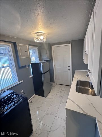 1563 Maplegrove Road, South Euclid, OH 44121