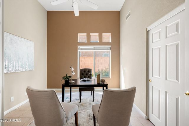 5518 E LUDLOW Drive, Scottsdale, AZ 85254