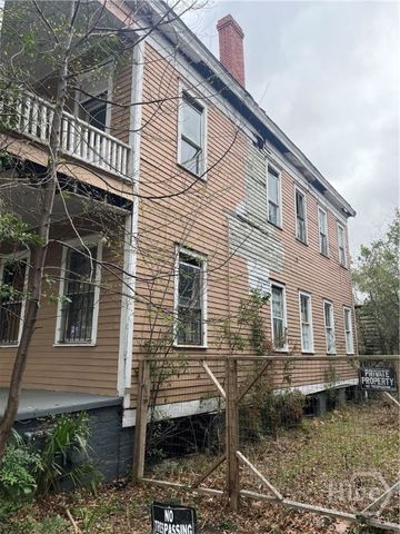 1706 Barnard Street, Savannah, GA 31401