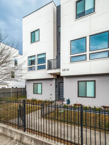 3816 Roseland B200, Dallas, TX 75204
