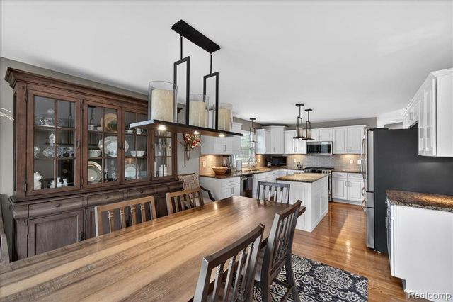 20196 Huron Drive, Clinton Township, MI 48038
