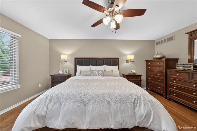20196 Huron Drive, Clinton Township, MI 48038