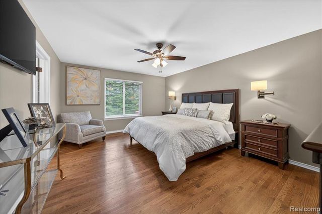 20196 Huron Drive, Clinton Township, MI 48038