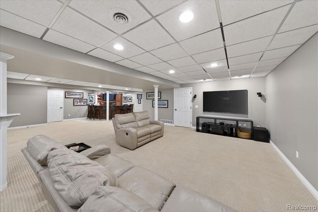 20196 Huron Drive, Clinton Township, MI 48038