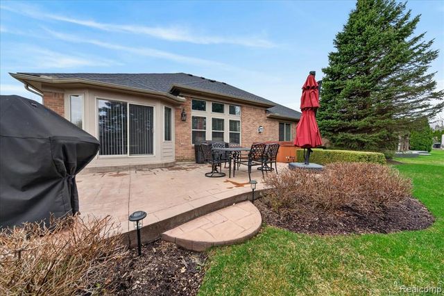 20196 Huron Drive, Clinton Township, MI 48038