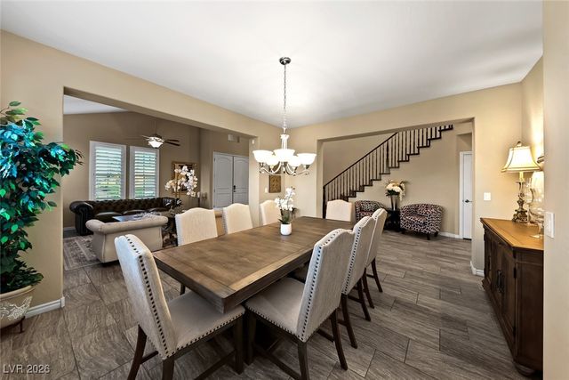 7148 White Bloom Avenue, Las Vegas, NV 89117