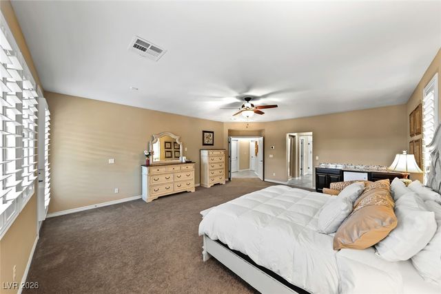 7148 White Bloom Avenue, Las Vegas, NV 89117