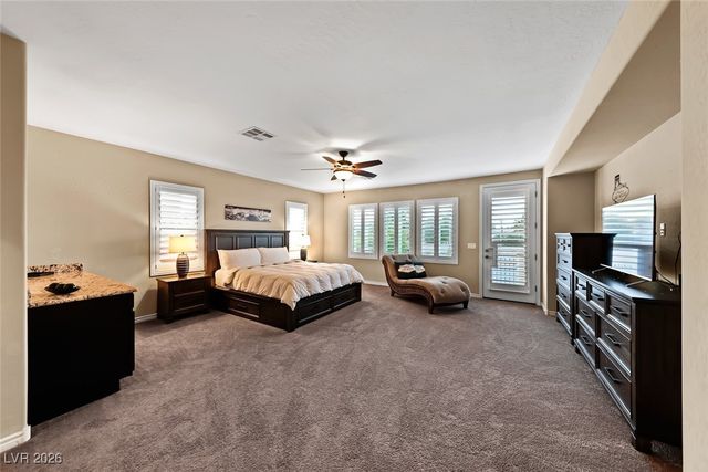 7148 White Bloom Avenue, Las Vegas, NV 89117