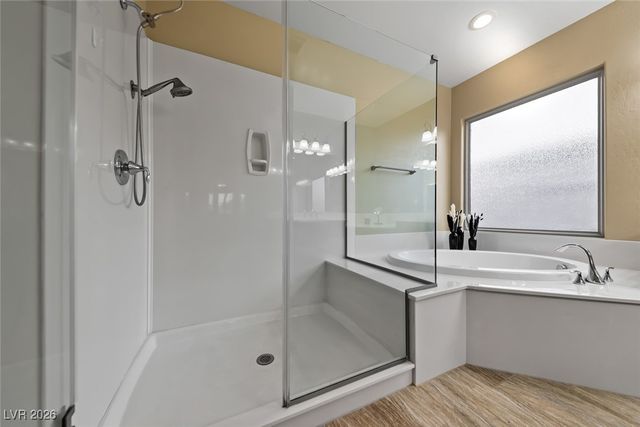 7148 White Bloom Avenue, Las Vegas, NV 89117