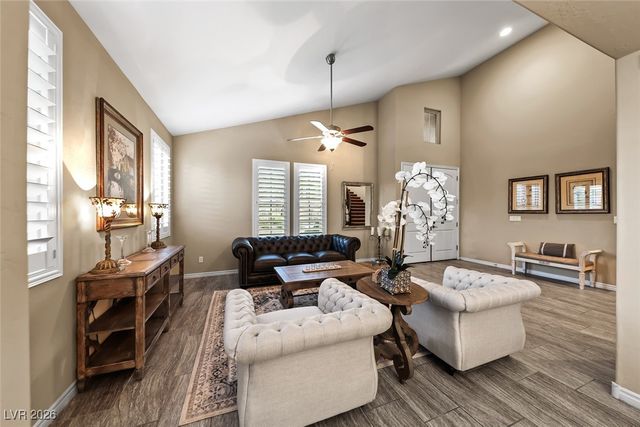 7148 White Bloom Avenue, Las Vegas, NV 89117