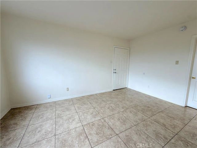 9137 S Broadway 1, Los Angeles, CA 90003